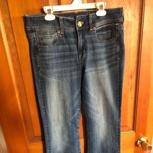 🏝American Eagle Kick Boot Jeans